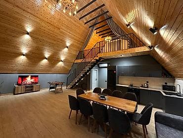 Гаражи: A‑Frame dizaynlı taxta kottec – şəxsi hovuz və geniş həyət - — 4