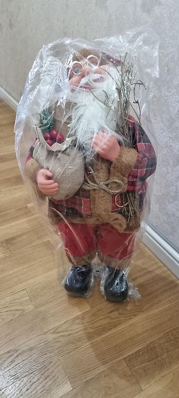 Yeni il dekoru – Şaxta Baba fiquru olcusu 60sm