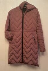 gödəkçələr: Heçbir defekti yoxdur. Ölçü-40 Metrolara çatdrılma pulsuz (ünvana ve — 1