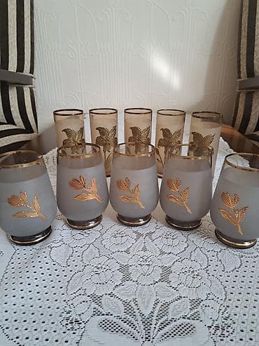 4 reqemli tortlar: Stəkanlar, Şüşə — 4