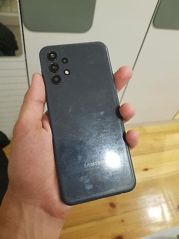 Samsung Galaxy A13, 32 GB, rəng - Qara, İki sim kartlı lalafo.az -da Samsung Galaxy A13, 32 GB, rəng - Qara, İki sim kartlı