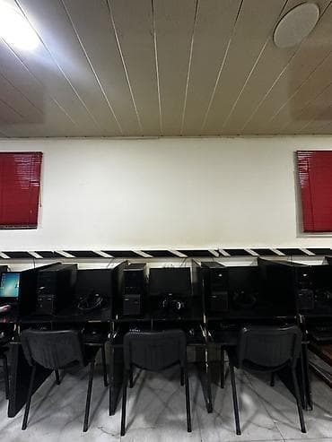 mağaza oyun dəsti: Kompüter və PlayStation oyun zalı avadanlıqları paketi Təsvir: - — 1