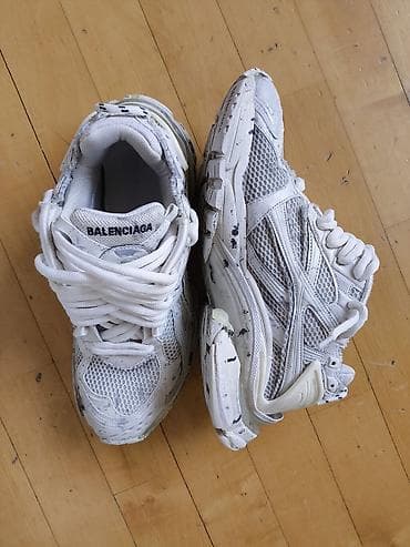 astar: Balenciaga Runner krossovkaları – ağ rəng, çoxqatlı texniki dizayn. - — 2