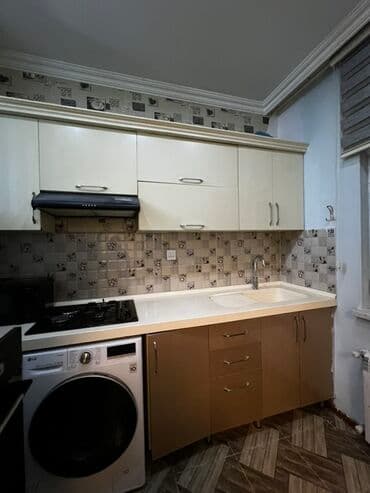 tek kravatlar: Tecili! Metbex mebeli satilir! Ölçüler: uzunluq - 2,60 m, en - 60 sm — 2