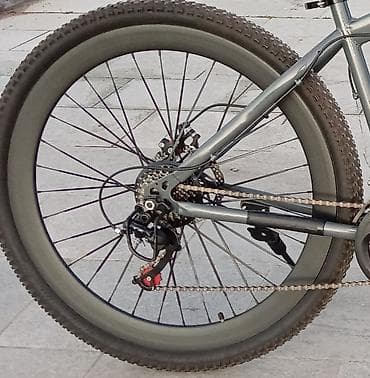 velisoped 28: Şəkildəki velisipedin təkərlərini satıram. obod+ top sbor — 2