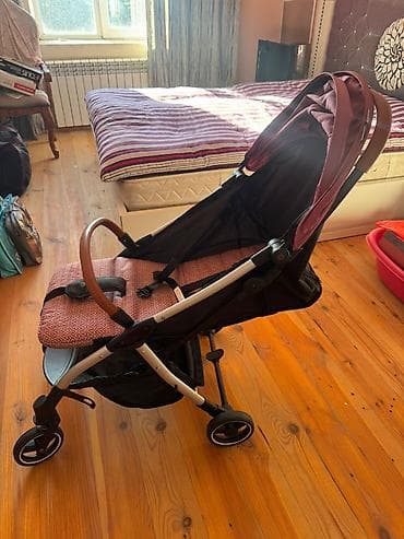 Gəzinti arabaları: Kalyasqa satılır. *Qiymət 100azn* Ideal vəziyyətdə Ünvan Xalqlar 9686 — 3