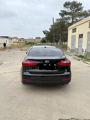 diski barter: Kia Cerato (Forte) sedan – qara rəng. Mator 16 servis ili 2013 probeq — 4