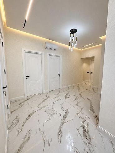 Mənzillər: Satılır 3 otaqlı yeni tikili 115 m², 28 May m. Kateqoriya Yeni tikili — 5