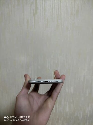 iphone 11 ekranı: IPhone 11, 64 GB, Ağ, Face ID — 7