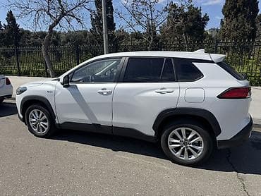 toyota.corolla: Toyota Corolla Cross: 2 l | 2025 il Krossover — 9