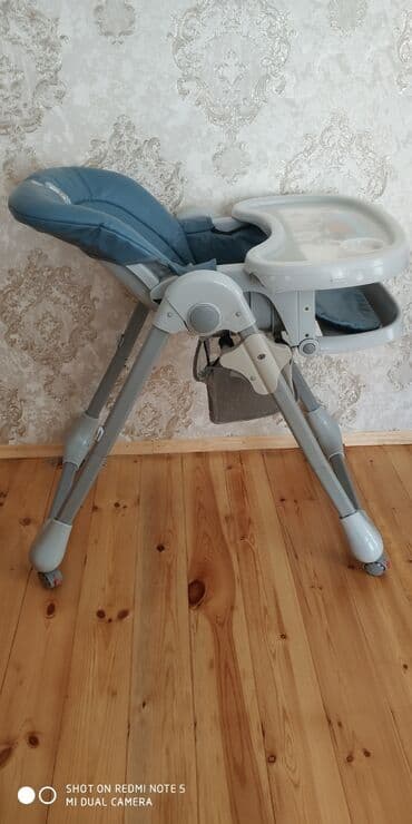 uşaq ucun yemek stolu: Uşaq yemək masası az istifadə olunub əla vəziyyətdədir padnusu çıxır — 12