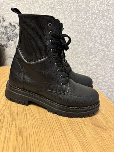 kişi botları: Çox yaxşı vəziyyətdədir. Ölçü 39. Qiymət 20 — 2