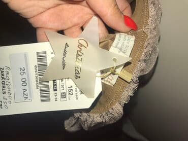 şiş qadın ətəkləri: Yenidir. Artig qaldigi uchun satiram. Limited kollekciyadi. Bosh — 3