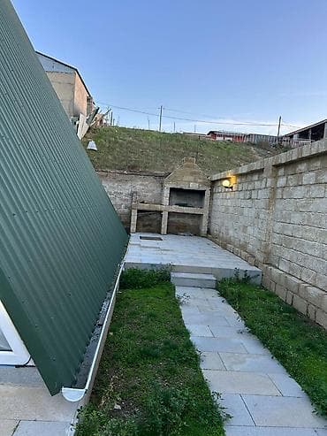 Sabunçu qəs., 100 kv. m, 4 otaqlı, Hovuzlu, Kommunal xətlər qoşulmayıb