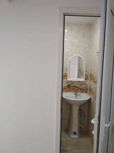 sumqayitda arenda obyekt: 28 may metrosuna yaxın 2 mərtəbəli,sahəsi 75 kv/m olan, 3 otağlı — 8