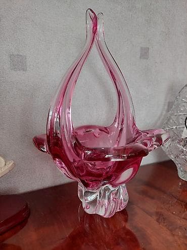 konfet qabi: Çex boqemasi — 2