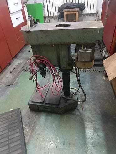 Sənaye tipli şaquli deşmə (sütun) dəzgahı - Güclü elektrik mühərriki