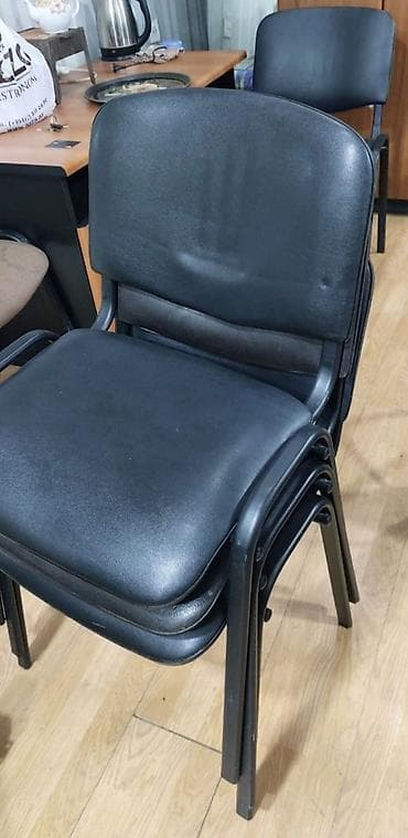 ikinci el pec: Ofis kurs üçün oturacaqlar say var təzə kimidir — 1