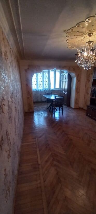 sumqayit bina evi: Xırdalanda 5 nömreli məktəbin yanında olan 5 mərətbeli binain 6 daş — 16