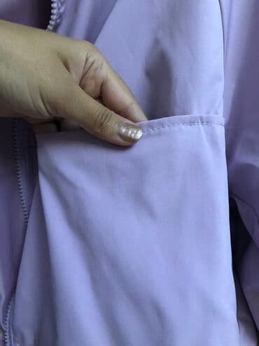 демисезонные куртки с капюшоном: Bol model gödəkcə 40 azn satılır Endirimdə mümkündür Açıq bənövşəyi — 4