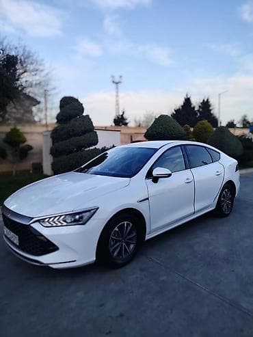 BYD Qin Plus: 1.5 l | 2025 il 16496 km Sedan — 6