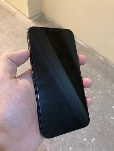 still cool android monitor: IPhone X, 64 GB, Qara — 2