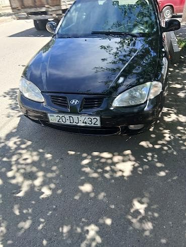 hyundai tukson: Hyundai Accent sedan - Korpus: qara rəng, 4 qapı - Salon: tünd rəngli — 1