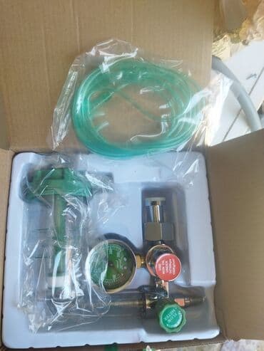 oksigen balon: Tibb oksigen requlyatoru oksigen balonlarından oksigen axınını — 3