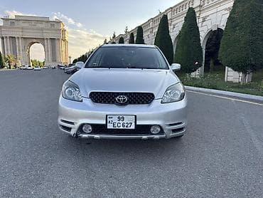 Toyota Matrix: 1.8 l | 2002 il Hetçbek