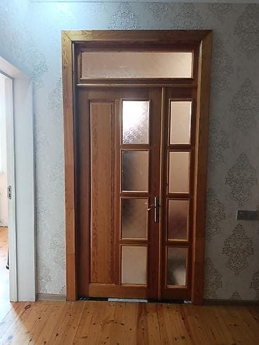 İkili taxta iç qapı – üst transom şüşəli model - Material: təbii ağac — 2