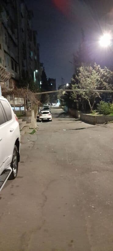 9 ci mikrorayon satilan evler: Bakı, 3 otaqlı, Köhnə tikili, m. Həzi Aslanov, 90 kv. m — 13