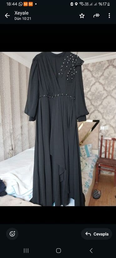 Şık ziyafət/gecəlik donlar - Rənglər: qara və tünd yaşıl - Model