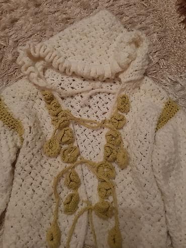 Üst geyimləri: Toxuma əl işi. Uşag jaketi temiz pambig sapla tuxunub. Cox — 2