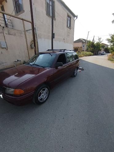 astra 1993: Opel Astra: 1.6 l | 1994 il 471000 km Universal — 4