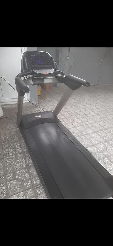 Endirim edildi. Qacis aparati ela veziyyetde prablemi yoxdur unversal