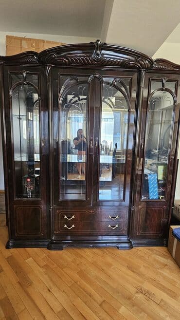 İşlənmiş, Açılan, 4 qapılı Düz dolab, Servant, İtaliya