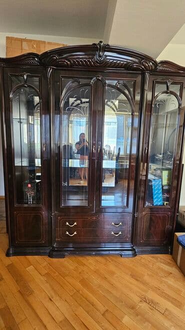 kiçik şkaf: İşlənmiş, Açılan, 4 qapılı Düz dolab, Servant, İtaliya — 1