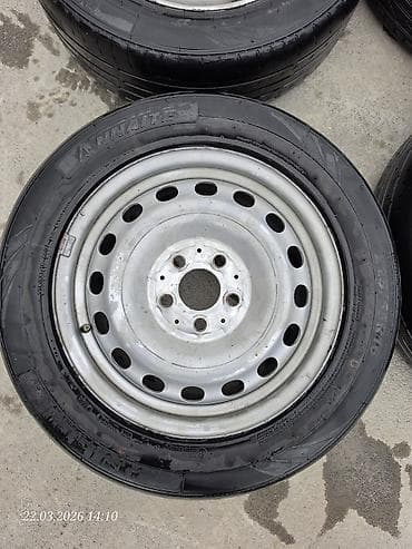 Мототранспорт: Колесо 205 / 55 / R 16, 5 Болтов — 4