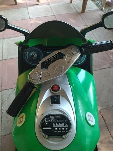 Moto ela veziyet, az surulub. 12 yasa geder. iki motor ve iki — 8