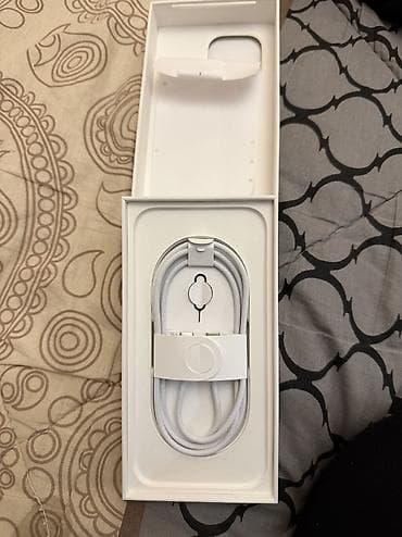 samsung galaxy watch active 2: IPhone 16 Pro Max, 256 GB, Desert Titanium, Barmaq izi, Face ID, Sənədlərlə — 9