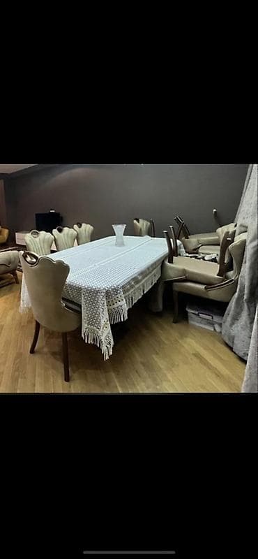 Qonaq otağı üçün, Açılmayan, Dördbucaq masa