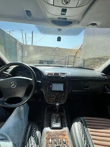 panarama ce kılas: Mercedes-Benz ML 320: 3.2 l | 2000 il Ofrouder/SUV — 2