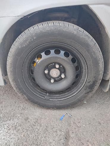 ford transit 2007: Satılır: 15 diy disq teker bir likde disqler eyrisiz catsiz tekerler — 1