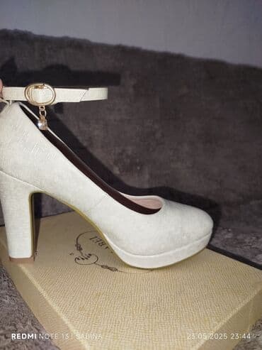 4xl nece razmerdi: Tuflilər, Ölçü: 37, rəng - Bej, İşlənmiş — 2