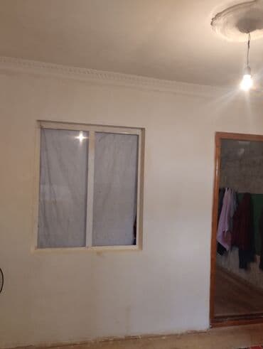 bine ev: Salam ev bine Savxozda yerləşir Qaz, işıq yoxdu su var kasib mali evdi — 14