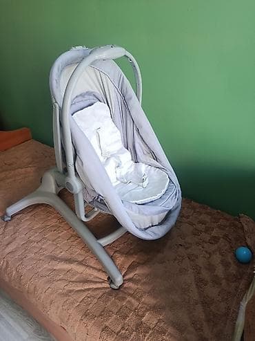 chicco beşik: Oğlan və qız üçün, İşlənmiş, Dördbucaq, Beşik, Dəstsiz, Matras ilə, Yellənmə mexanizm ilə — 6