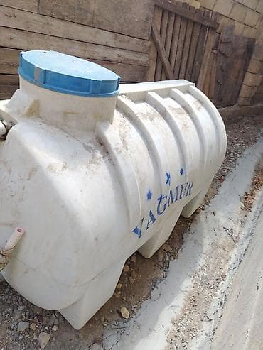 ev kaktusu: Yağmur markalı 1000 litrlik su çəni - Həcmi: 1000 L (korpus üzərində — 3