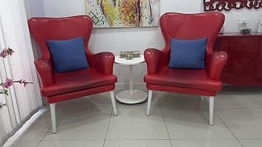 kreslo: Qırmızı salon dəsti – 2 ədəd iri kreslo, 1 ədəd 3 çekmecəli komod və — 1