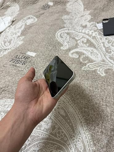 hyperx cloud alpha s: IPhone 13, Ağ, Face ID — 5