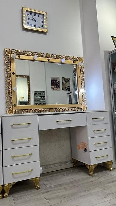 Salon masaları: Vizaj/salon üçün makiyaj masası və işıqlı güzgü komplekti - Stil — 2